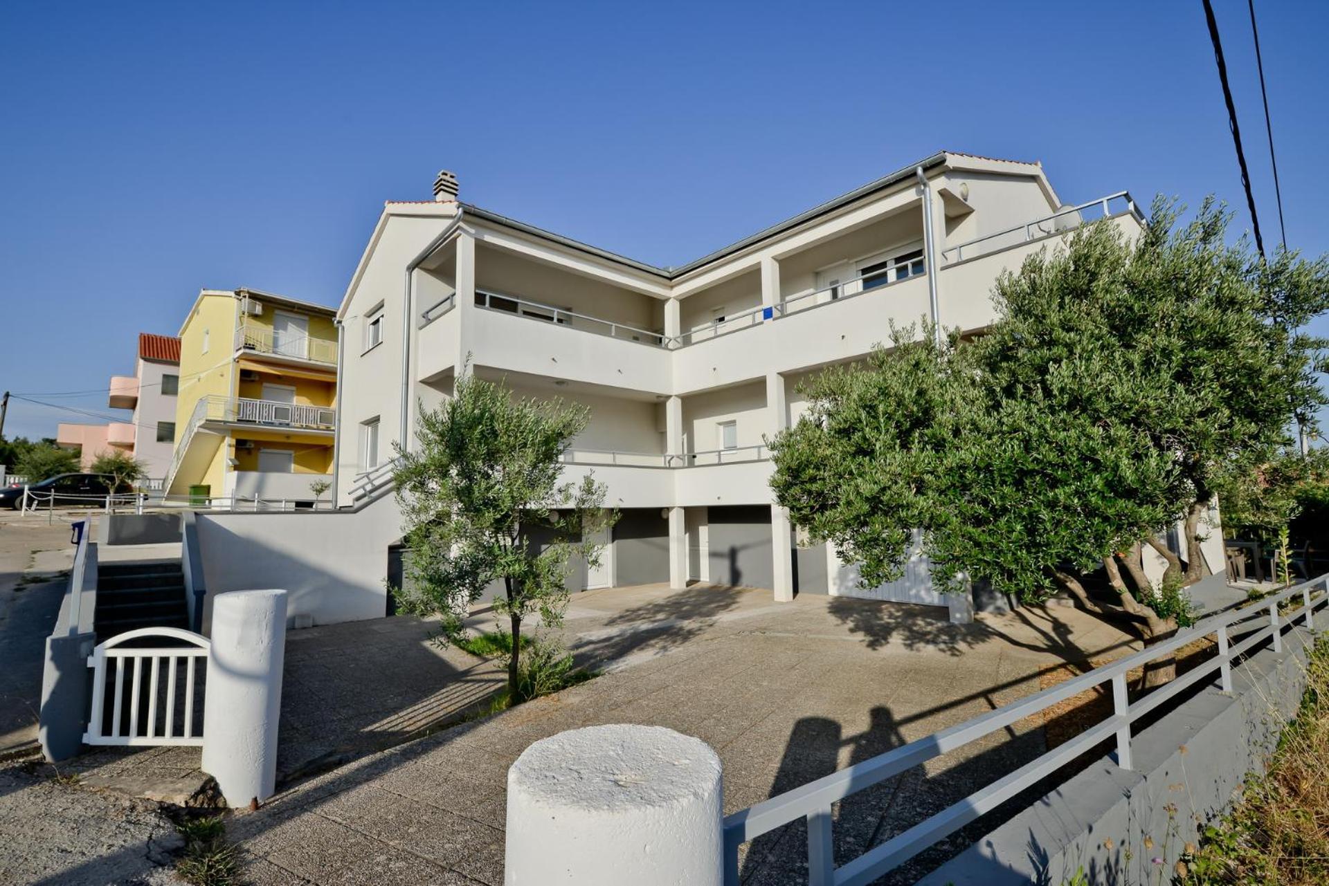 Apartmani Vidikovac Dokoza ซาดาร์ ภายนอก รูปภาพ