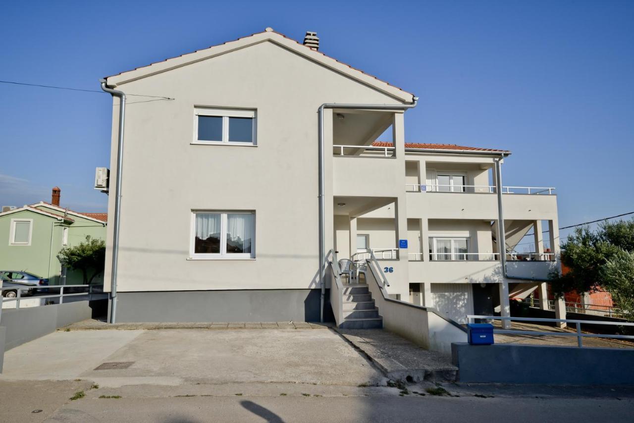 Apartmani Vidikovac Dokoza ซาดาร์ ภายนอก รูปภาพ